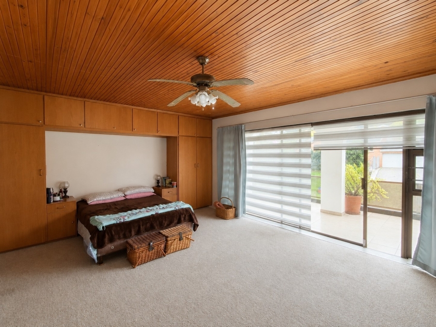 4 Bedroom Property for Sale in Nahoon Valley Park Eastern Cape